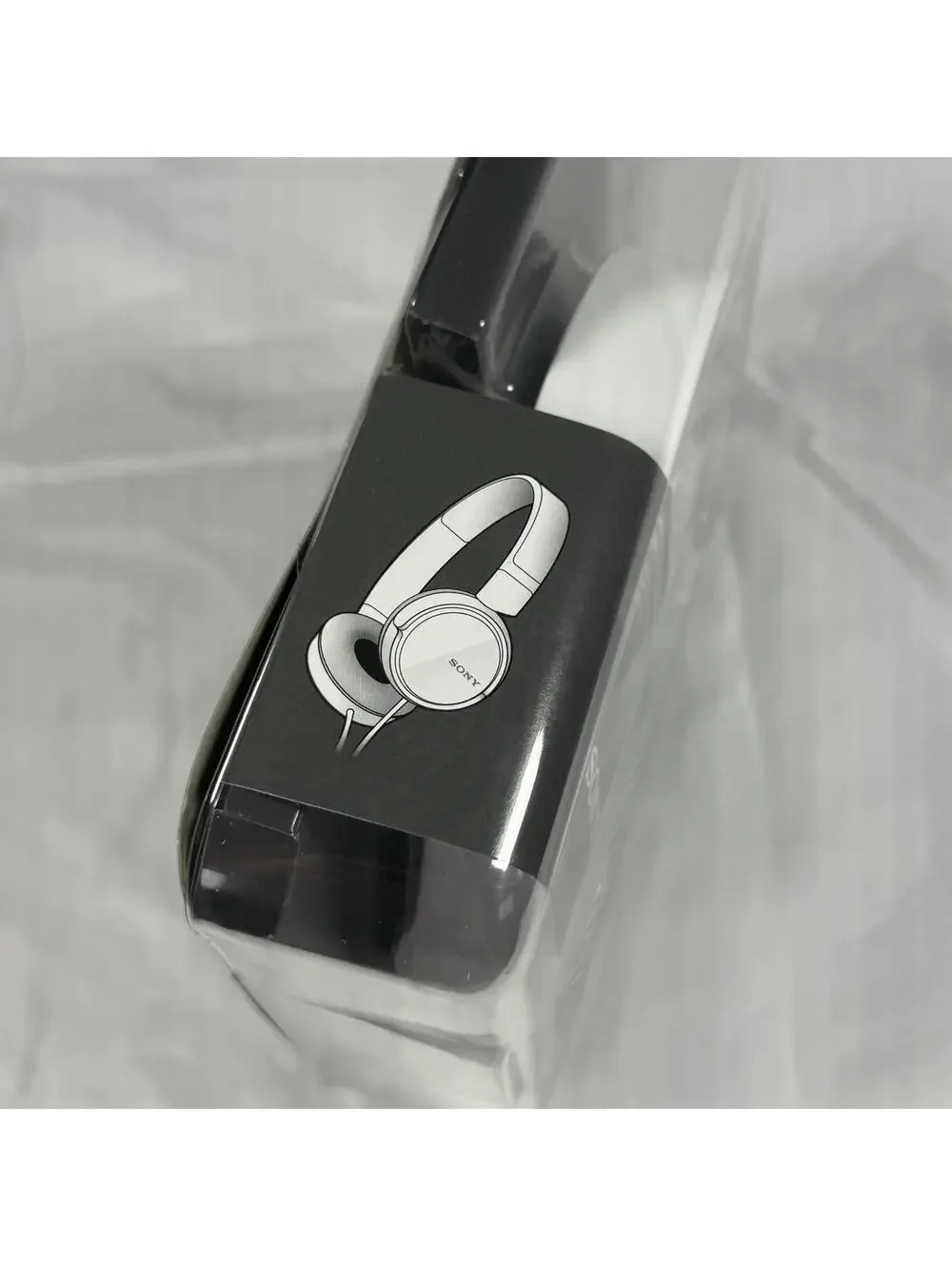 Sony MDR-ZX110 Stereo Headphones White New Sealed ZX Series Wired On-Ear